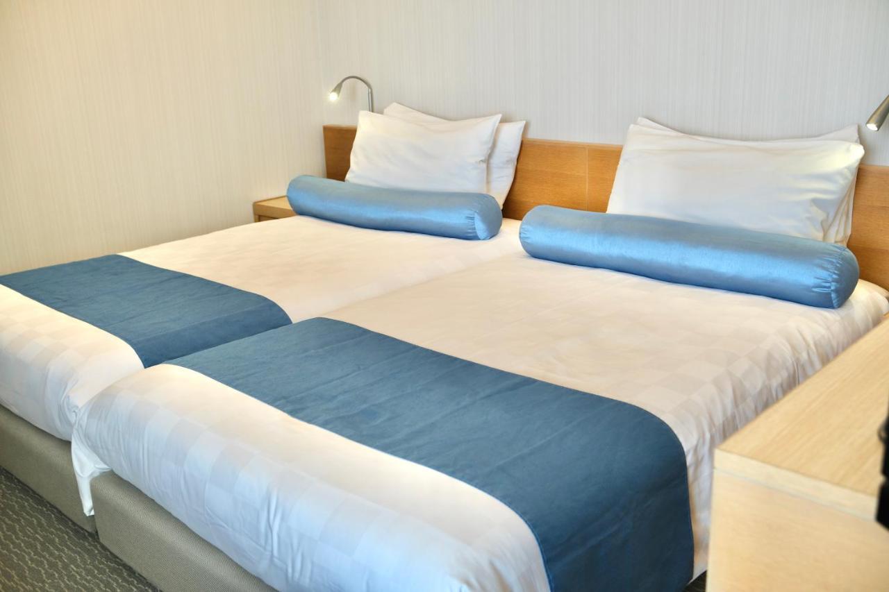Naha Tokyu REI Hotel Bagian luar foto