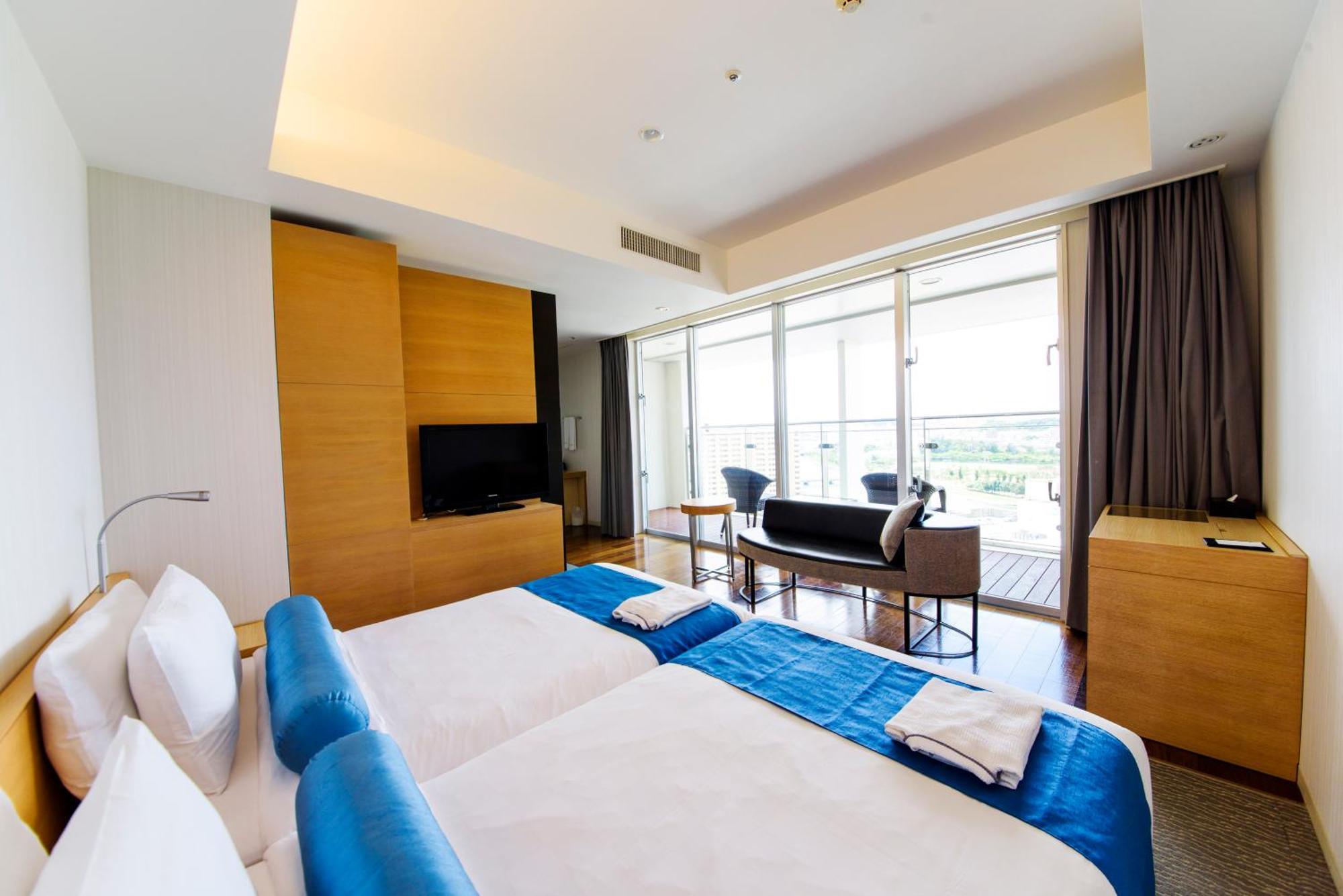 Naha Tokyu REI Hotel Bagian luar foto