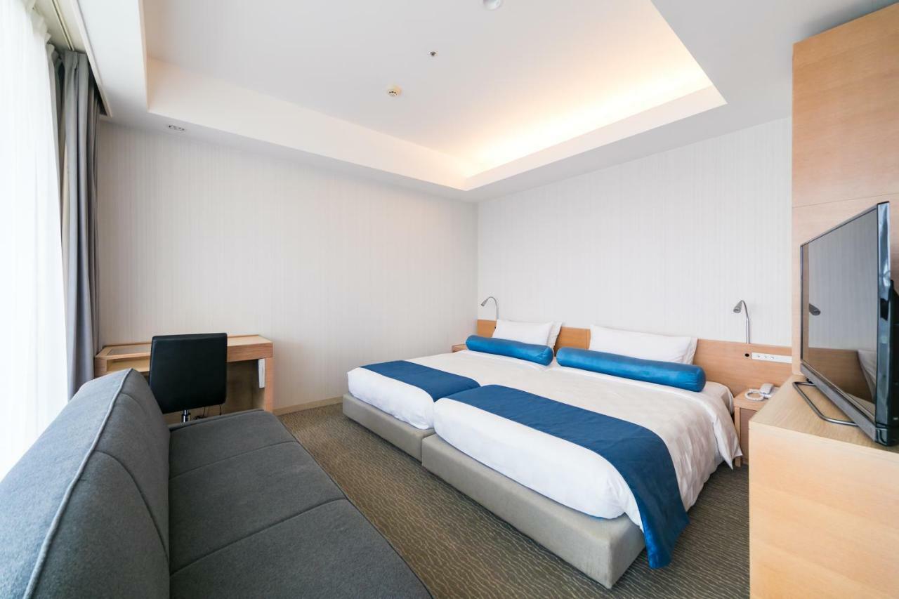 Naha Tokyu REI Hotel Bagian luar foto